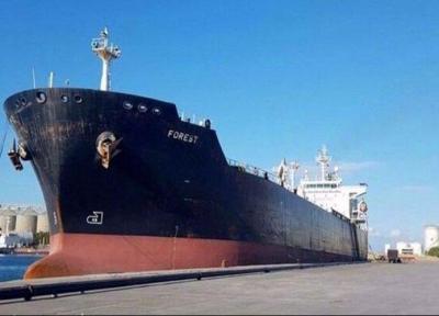 نفت کش حامل سوخت ایران وارد حریم آبی ونزوئلا شد