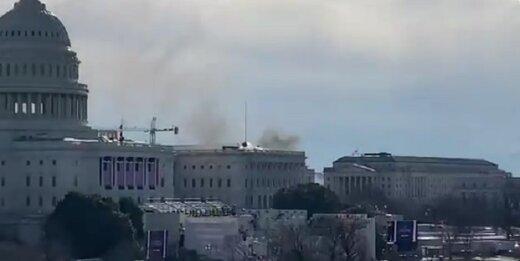 بلند شدن دود از نزدیکی ساختمان کنگره در واشنگتن