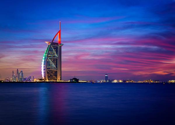 تور دبی ارزان: برج های دبی، تماشای شکوه مدرنیته در خاورمیانهمعروف ترین برج های دبی چه امکاناتی دارند؟