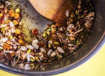 طرز تهیه شیر خرما داغ مخصوص برای مهمانی افطار