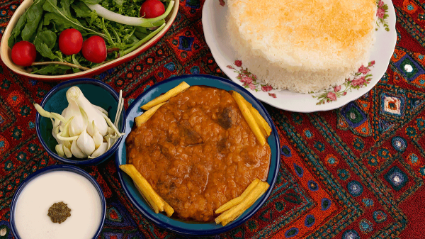 طرز تهیه خورش دوغ پا یا قیمه سیستانی لذیذ